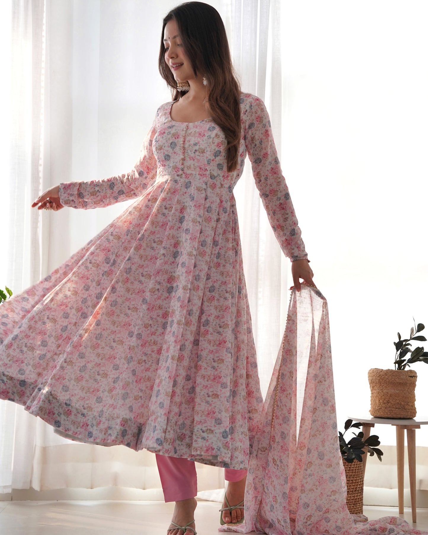 Women's Pink Color Fully Flair With Digital Printed Anarkali Suit