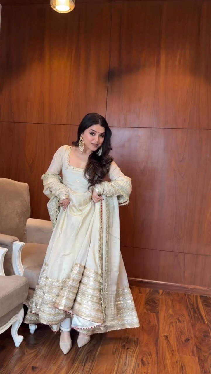 White Color Designer Wedding Wear Anarkali Gown With Dupatta