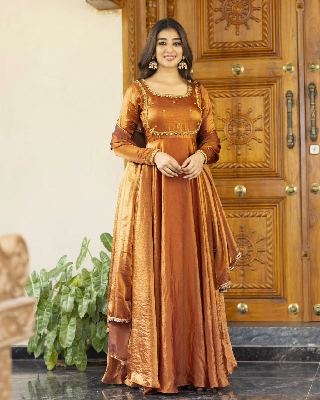 Designer Fandy Silk Wear Thread And Sequence Work Gown